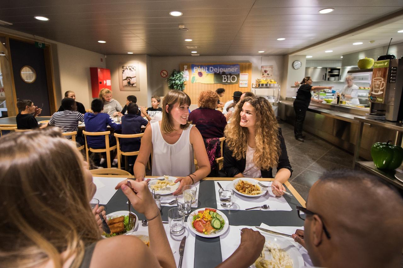 Auberge De Jeunesse De מונס מראה חיצוני תמונה